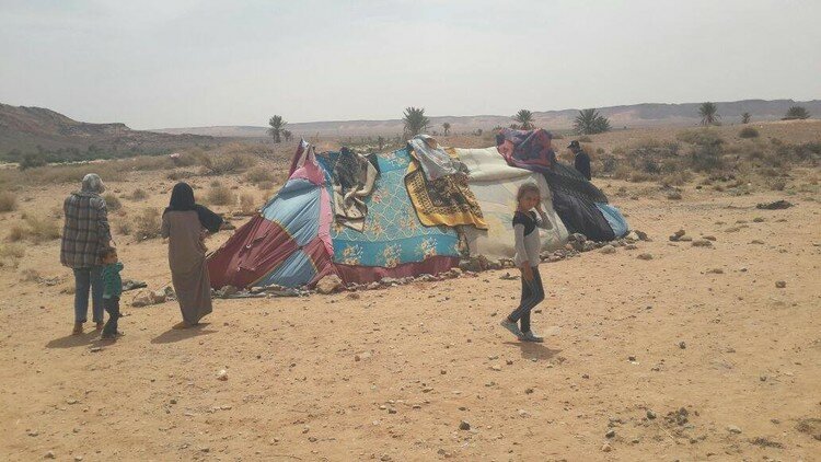 لاجؤون سوريون عالقون في منطقة فكيك على الحدود المغربية الجزائرية
