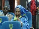 بالصورة وزيرة موريتانية تتثاءب على مدرجات الملاعب الرياضية!