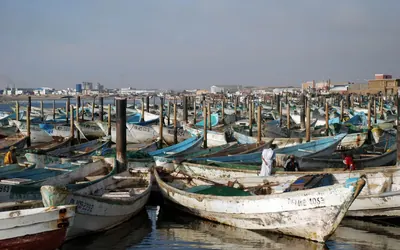 زوارق في ميناء الصيد التقليدي بنواذيبو